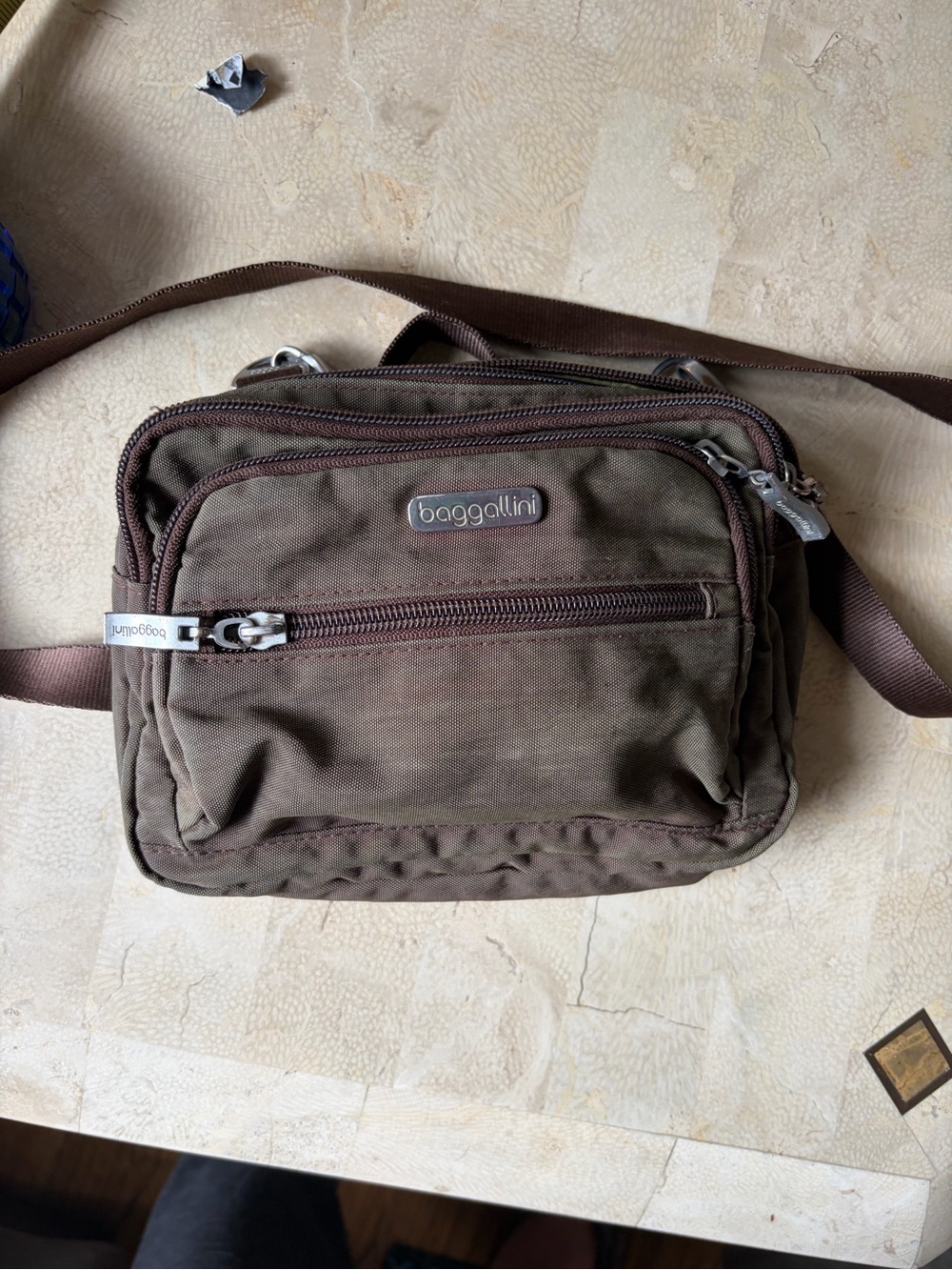 Baggallini Dark Green / Brown Nylon Messenger Crossbody Bag